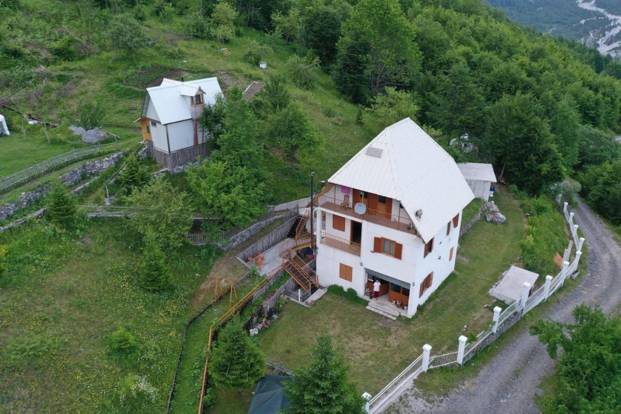 Alpbes Theth Guesthouse Шкодер Екстер'єр фото
